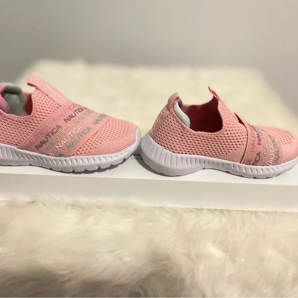 New baby size 5 Nautica sneakers